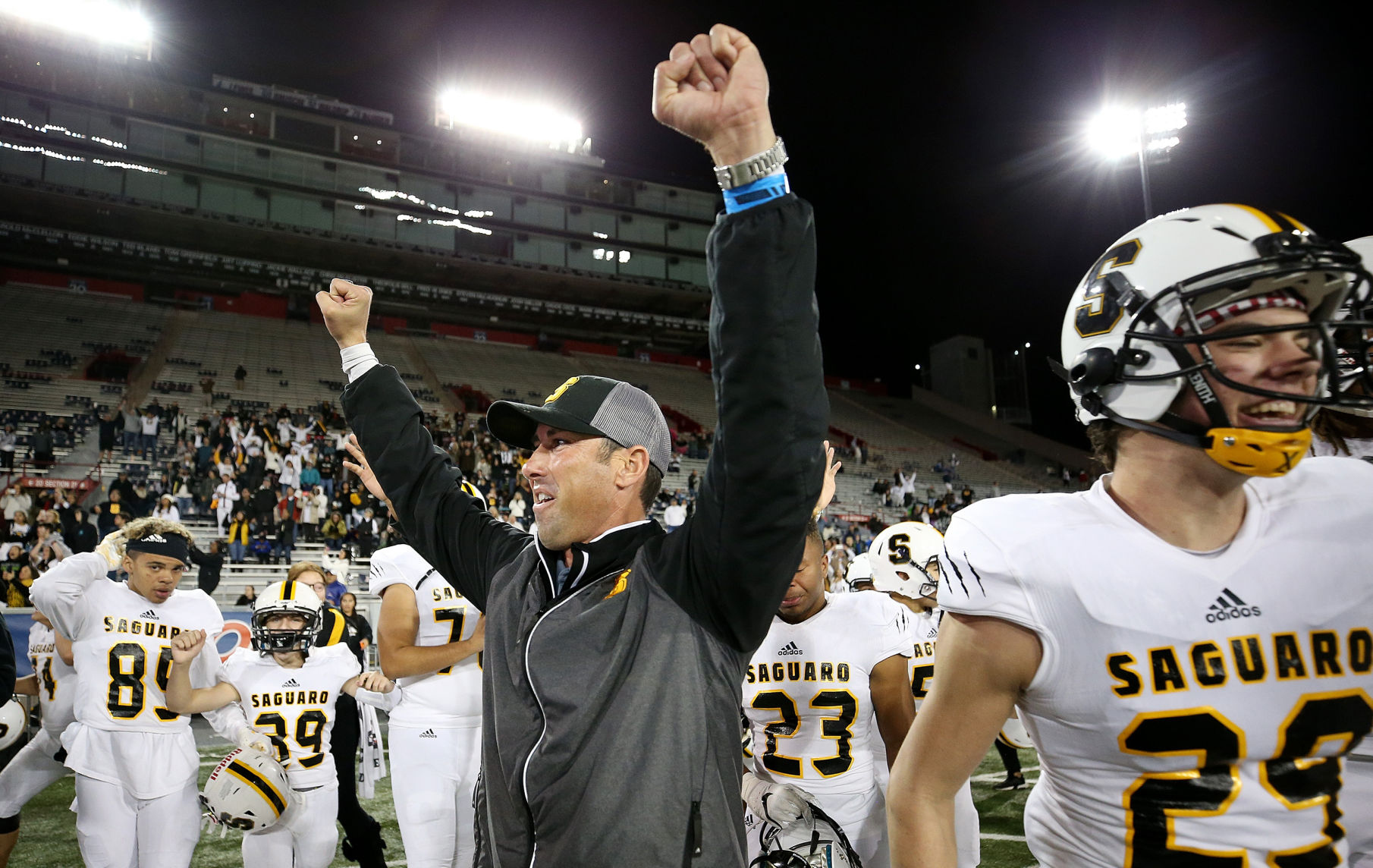 Scottsdale Saguaro vs. Salpointe Catholic in the 4A state championship football game